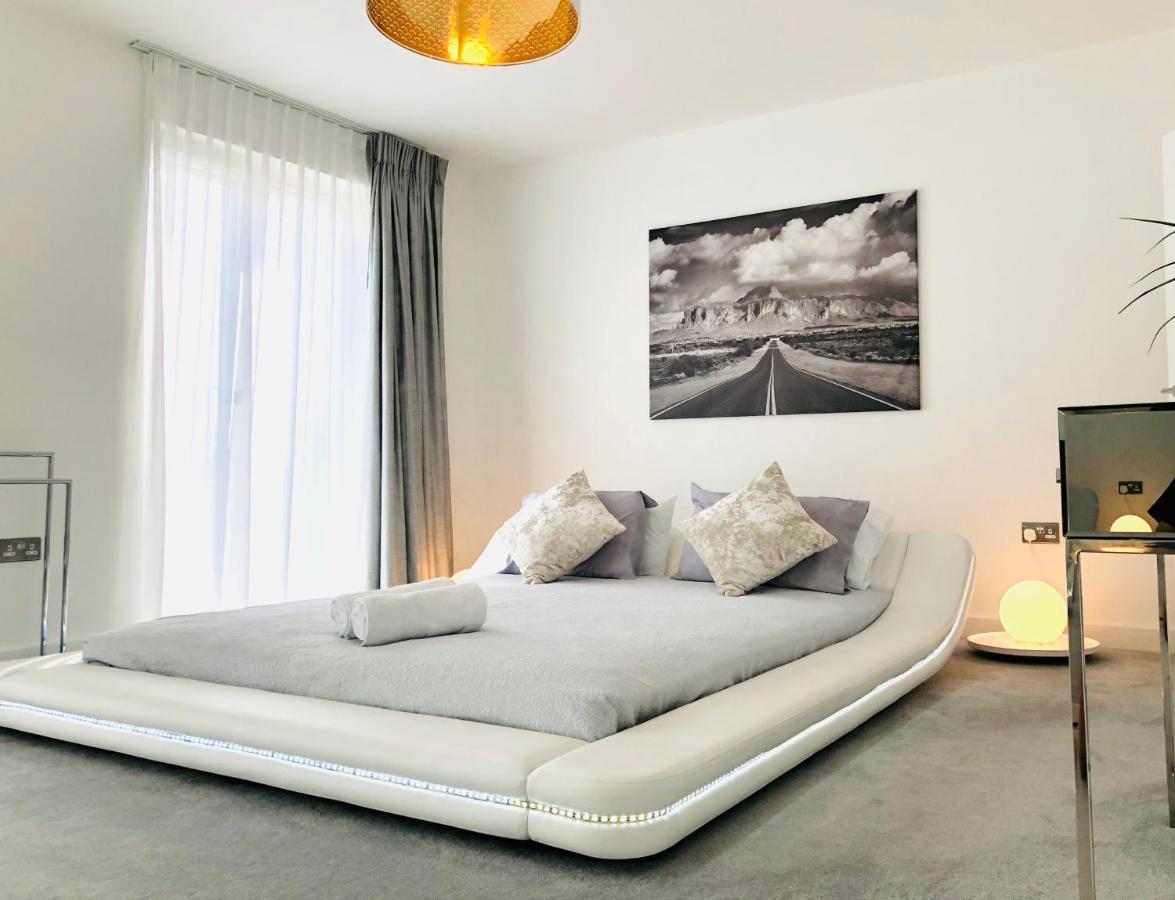 Panoramic Park And City Penthouses Retreat لندن المظهر الخارجي الصورة
