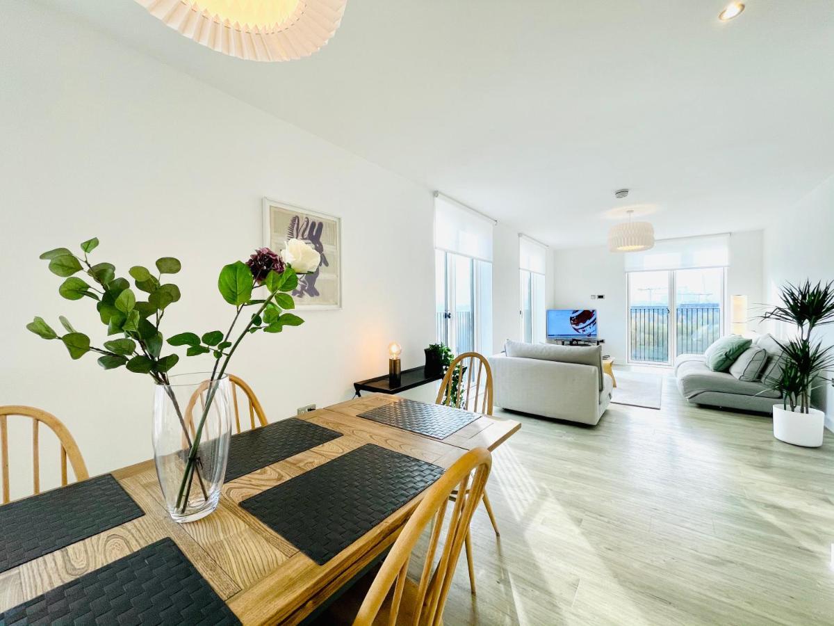 Panoramic Park And City Penthouses Retreat لندن المظهر الخارجي الصورة