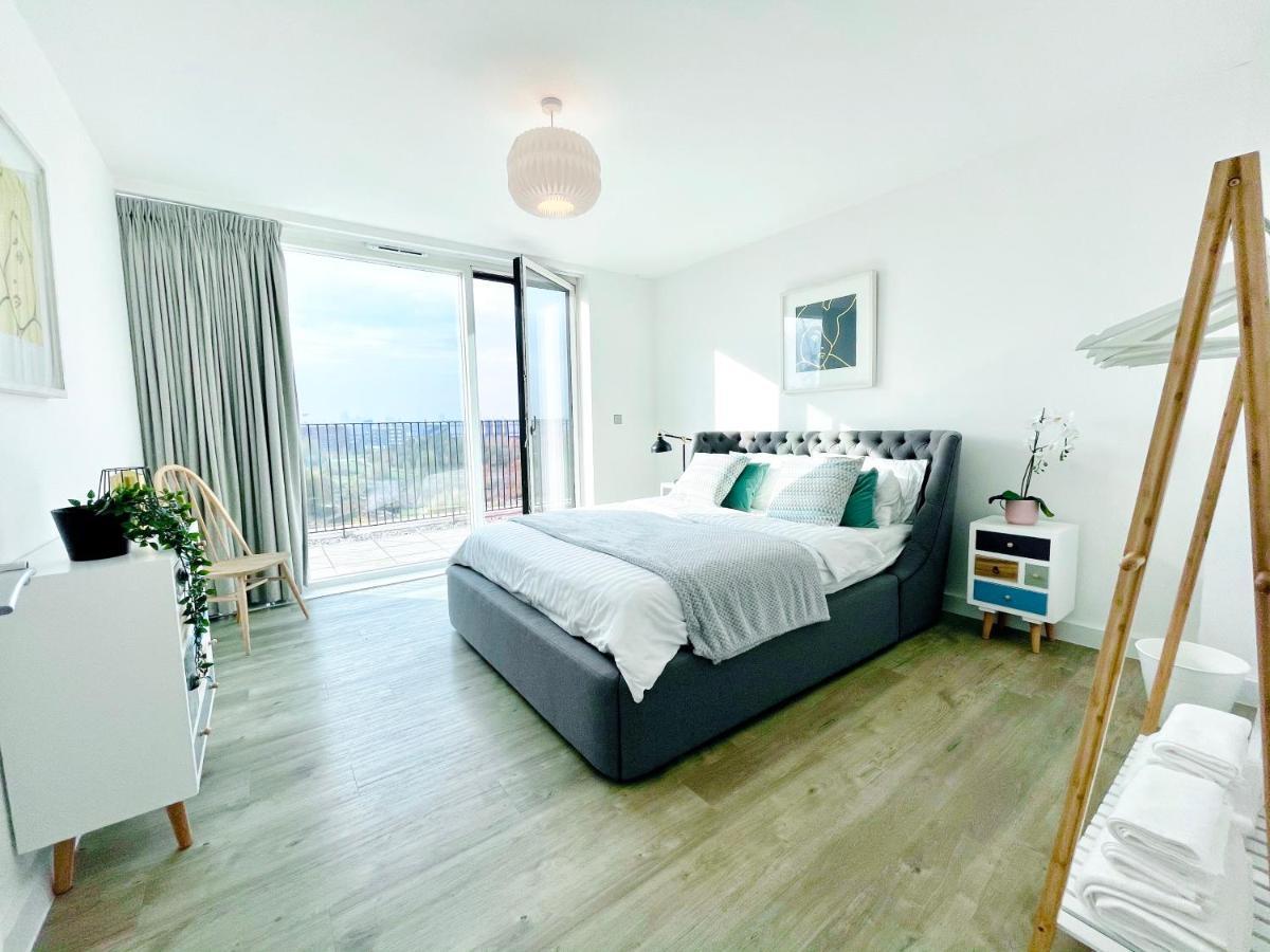 Panoramic Park And City Penthouses Retreat لندن المظهر الخارجي الصورة