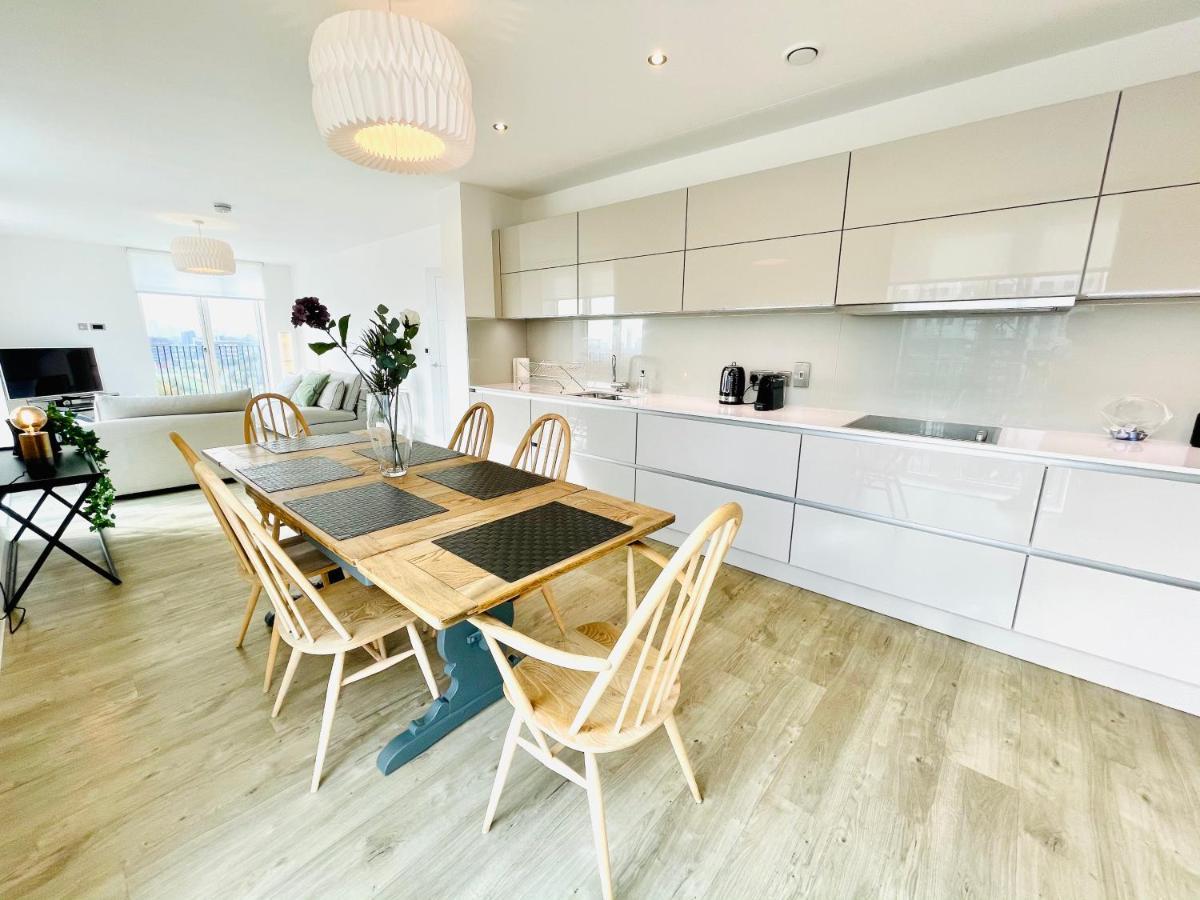 Panoramic Park And City Penthouses Retreat لندن المظهر الخارجي الصورة