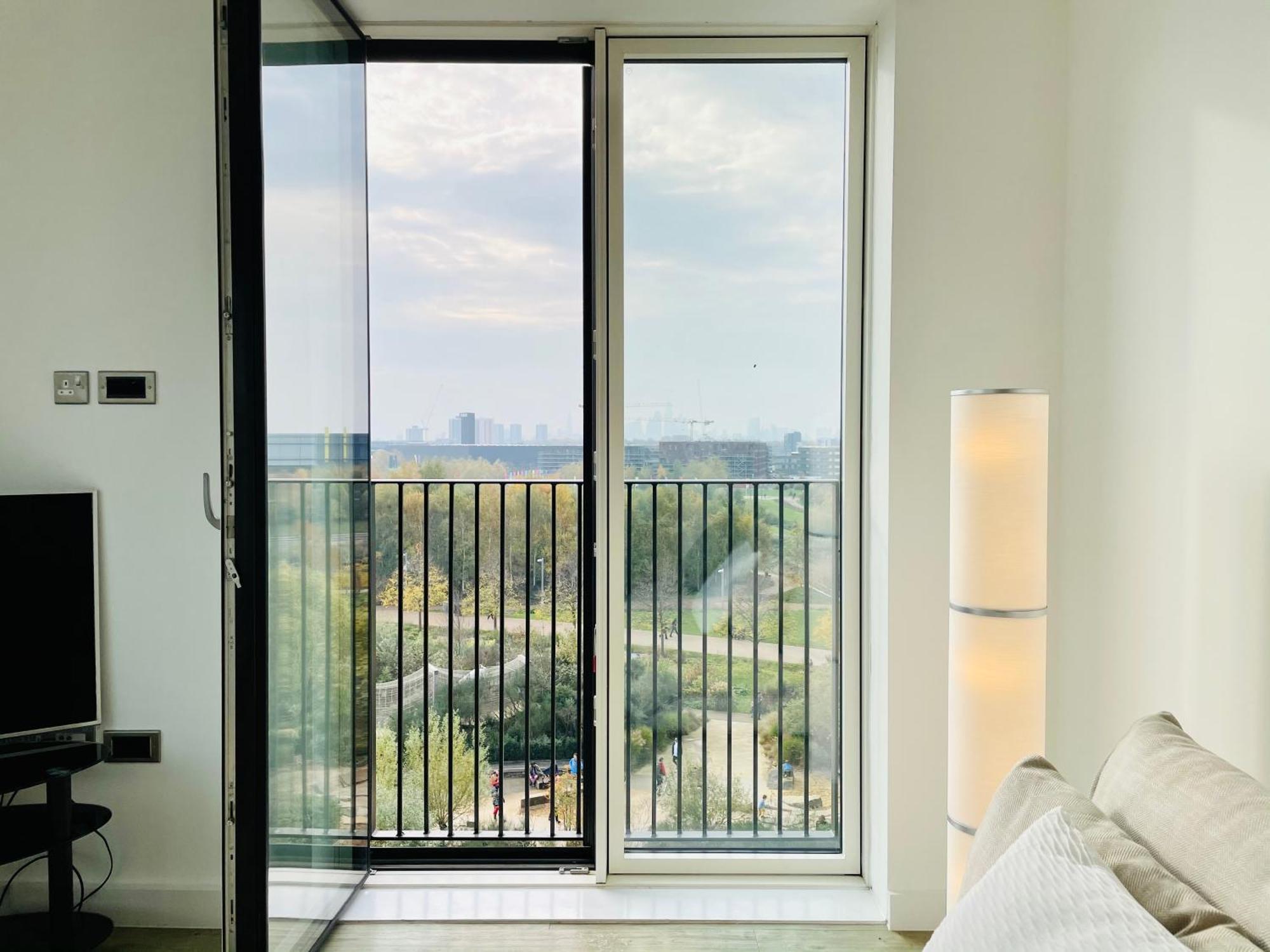 Panoramic Park And City Penthouses Retreat لندن الغرفة الصورة